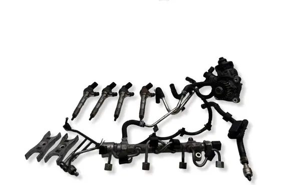 Volkswagen PASSAT B8 Fuel injection system set 0445010537 04L130755D 04L130277AD