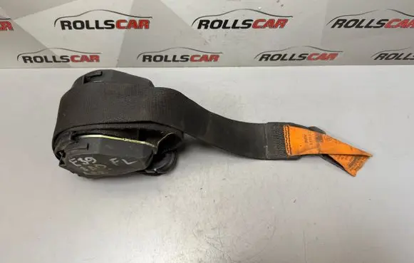 BMW 5 E39 Front seatbelt 040120 8198571