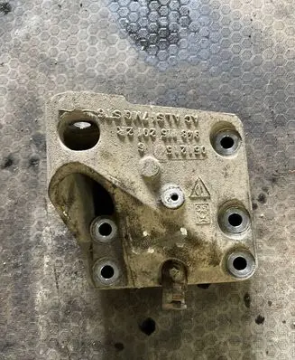 Porsche Cayenne (9PA) Engine mounting bracket 9481152012R 050215
