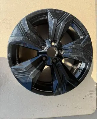 Nissan X-Trail T32 R18 alloy rim KB409B302BZ