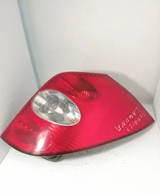 Renault Laguna II Rear/tail lights 8200002472