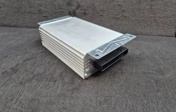Audi A6 S6 C6 4F Sound amplifier 4F0035223 4F0910223