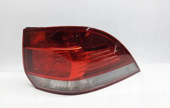 Volkswagen Golf V Rear/tail lights 1K9945096G