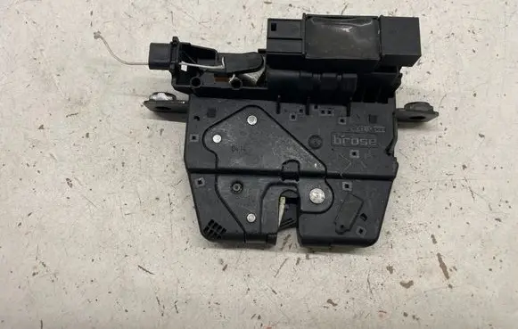 BMW 5 F10 F11 Tailgate/trunk/boot lock/catch/latch 966929108 10367210 UK481712302