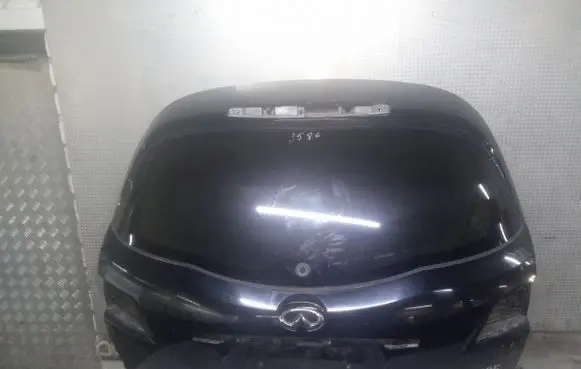 Infiniti FX Tailgate/trunk/boot lid