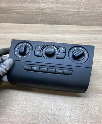 BMW 1 E81 E87 Climate control unit 9162986