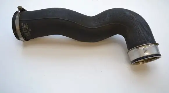 Mercedes-Benz R W251 Intercooler hose/pipe A2515280382