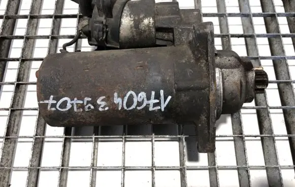 Volkswagen Transporter - Caravelle T4 Starter motor 