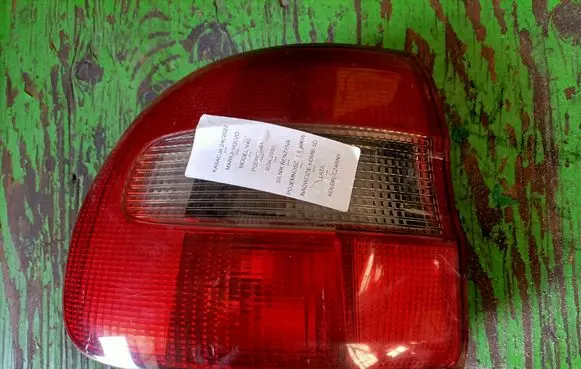 Volvo S40, V40 Rear/tail lights 30863903