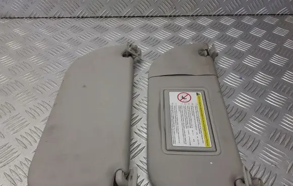 Toyota Aygo AB10 Sun visor