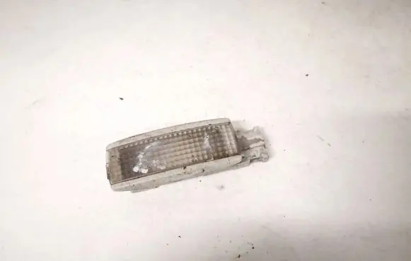 Volkswagen PASSAT B5.5 Other interior light 3b0947113