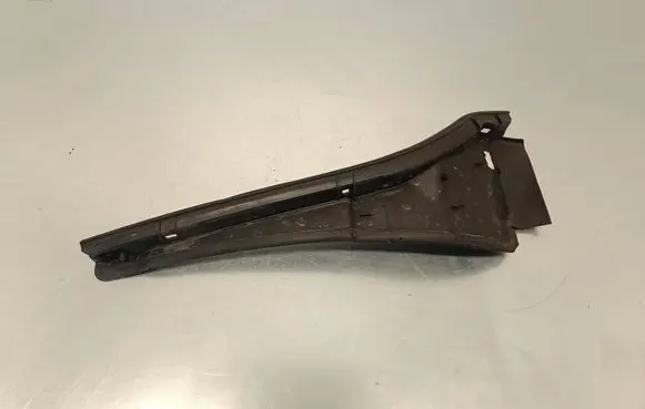 BMW 2 F45 Fender end trim 15054410 7800517