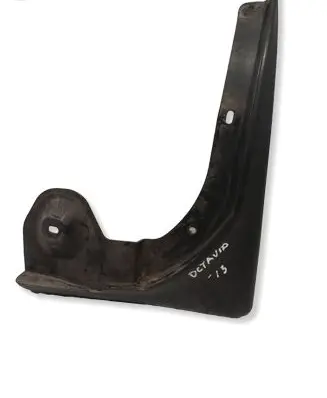 Skoda Octavia Mk2 (1Z) Front mudguard 1Z0821820