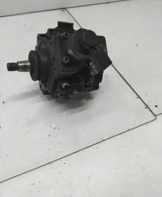 Audi A6 S6 C6 4F Fuel injection high pressure pump