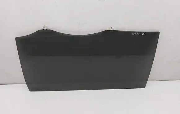 Toyota Sienna XL30 III Rear door window glass 6276008060