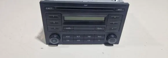 Radio/CD/DVD/GPS head unit