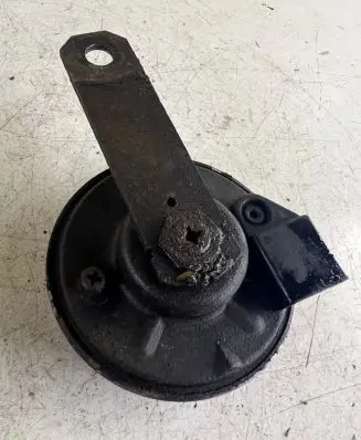 Toyota Land Cruiser (J120) Horn signal