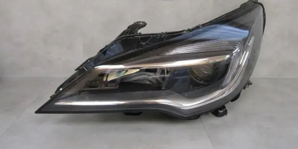 Opel Astra K Headlight/headlamp 39047198 662588537 6519700000000X