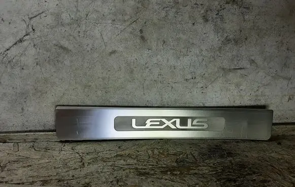 Lexus GS 300 350 430 450H Front sill trim cover