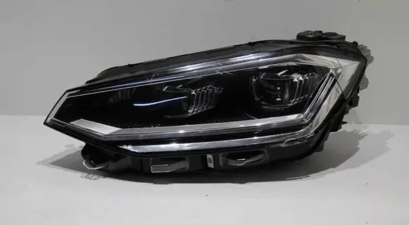 Volkswagen Golf Sportsvan Headlight/headlamp 89910F2480896E 517941035C 90111564