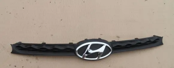Hyundai i10 Front bumper upper radiator grill 86351-B9000