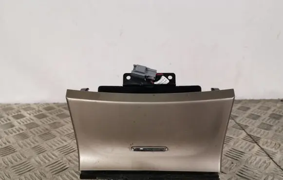 Jeep Grand Cherokee Dashboard storage box/compartment 