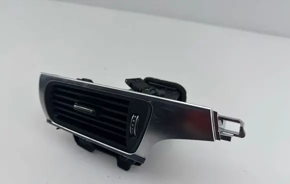 Audi A6 C7 Dashboard side air vent grill/cover trim 4G2820902