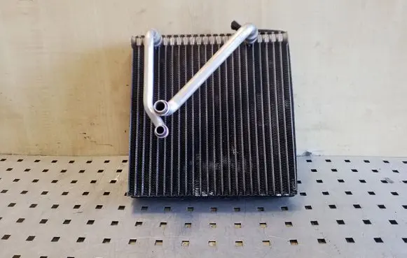 Air conditioning (A/C) radiator (interior)