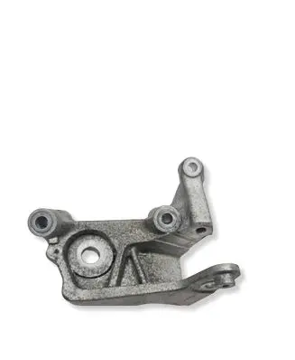 Volvo XC90 Engine mount bracket 31670033