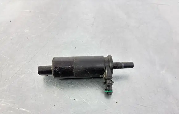 Mercedes-Benz S W221 Headlight washer pump 2108691221