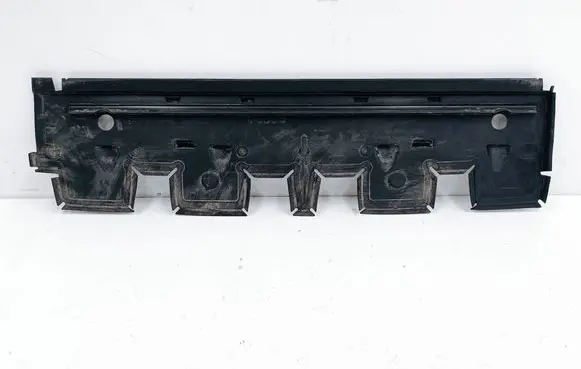 Audi Q7 4M Intercooler air guide/duct channel 4M0121286