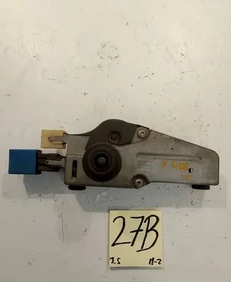 Peugeot 406 Rear window wiper motor 96317807