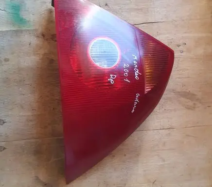 Ford Mondeo Mk III Rear/tail lights 1S7113404A 0374D