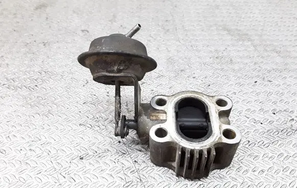 Toyota Avensis T250 Engine shut-off valve 