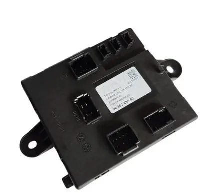 Peugeot 308 Central body control module 9850288680