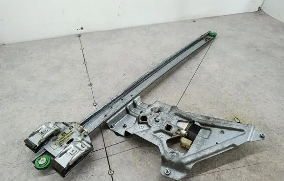 Mercedes-Benz Sprinter W906 Front door window regulator with motor 