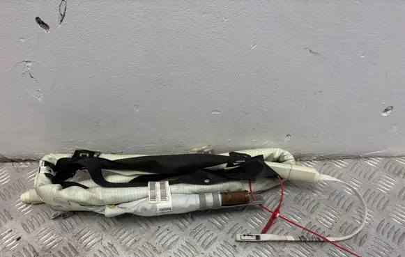 Citroen C4 Cactus Trunk lid opening control unit 9804358980