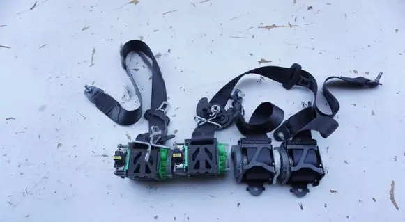 Citroen DS4 Front seatbelt PASYBEZPIECZESTWA