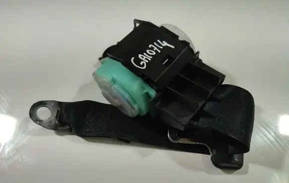 Toyota Avensis T250 Middle seatbelt (rear) 7335005341C0