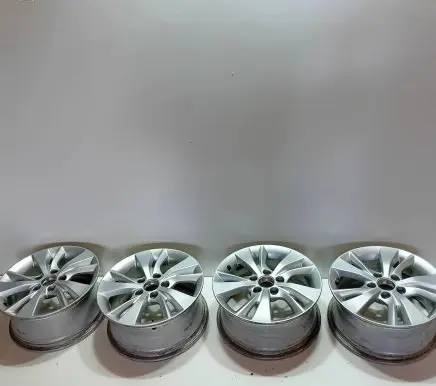 Honda HR-V R16 alloy rim 42700T7AJ92