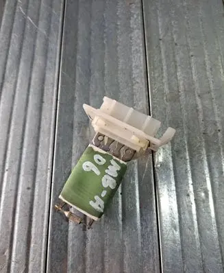 Mercedes-Benz Vaneo W414 Heater blower motor/fan resistor