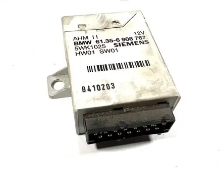 BMW 5 E39 Tow bar trailer control unit/module 6908767 61356908767