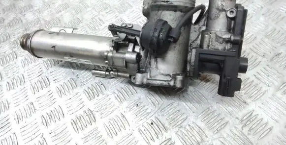 Volvo XC60 EGR valve cooler 880765R 500864040