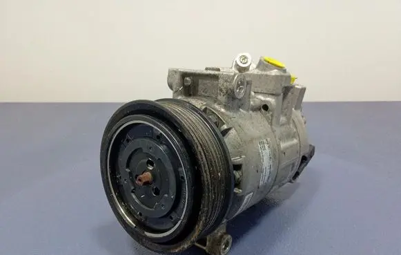 Volkswagen Golf Plus Air conditioning (A/C) compressor (pump) 8FK351135921