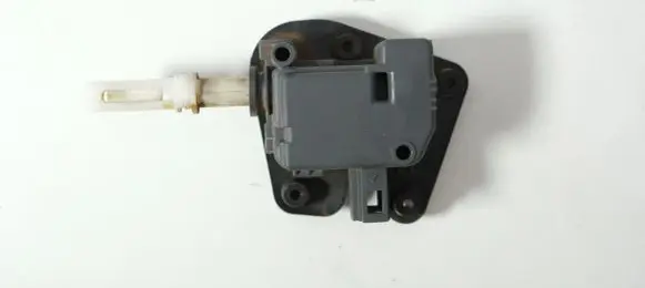 Audi A4 S4 B6 8E 8H Tailgate boot lock/latch motor 8E9827833