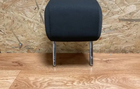 Opel Insignia A Rear seat headrest 