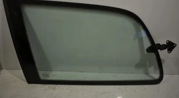 Ford Galaxy Rear side window