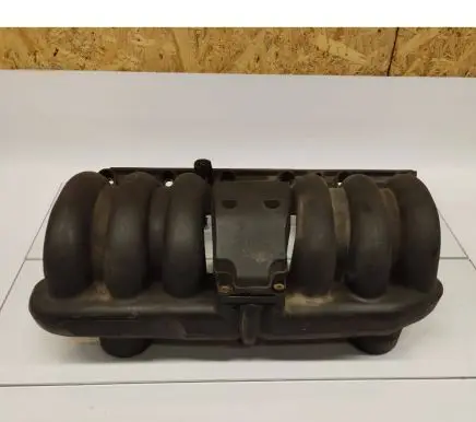 Mercedes-Benz E W124 Intake manifold 1041403601 2900300679