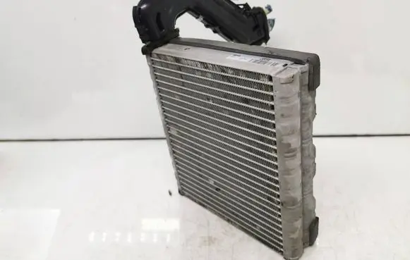 Volvo S80 Air conditioning (A/C) radiator (interior) L5174 P11484