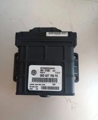 Audi Q7 4L Gearbox control unit/module 09D927750FS H64S1000 MTJA011291